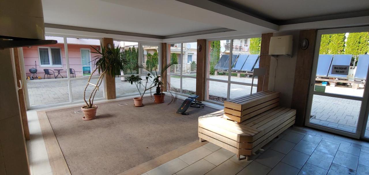 Panorama Lux Wellness Apartman Hajdúszoboszló Eksteriør billede